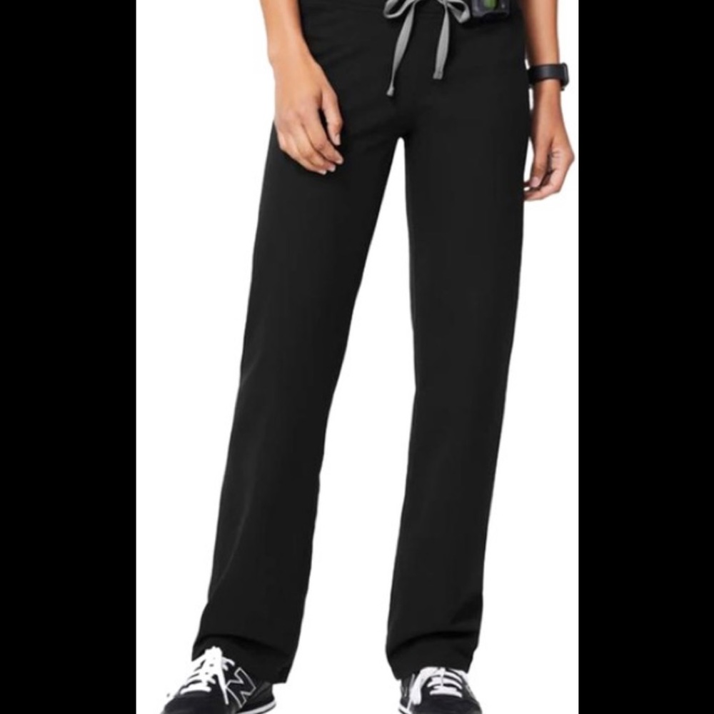 Figs Livingston black scrub pants